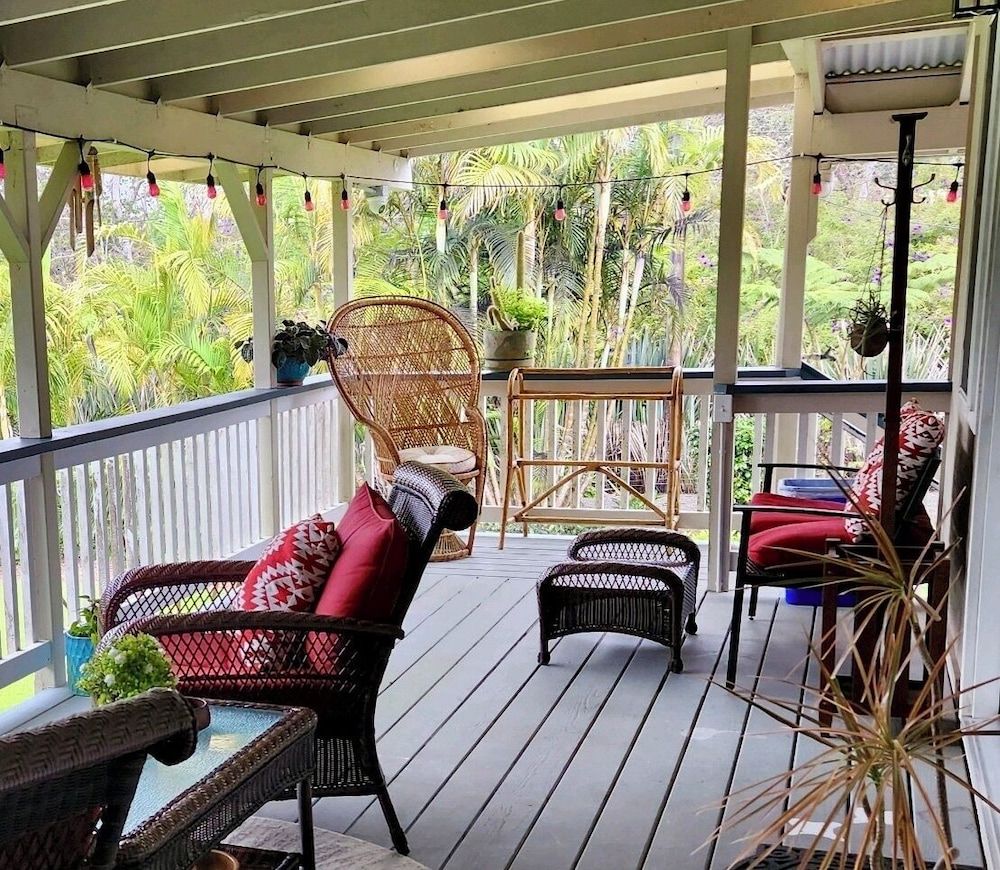 Aloha Junction Bed and Breakfast Gardenia Studio: 1 King +  Sofa-chair bed, Kitchenette, Pvt Entrance +Lanai 6