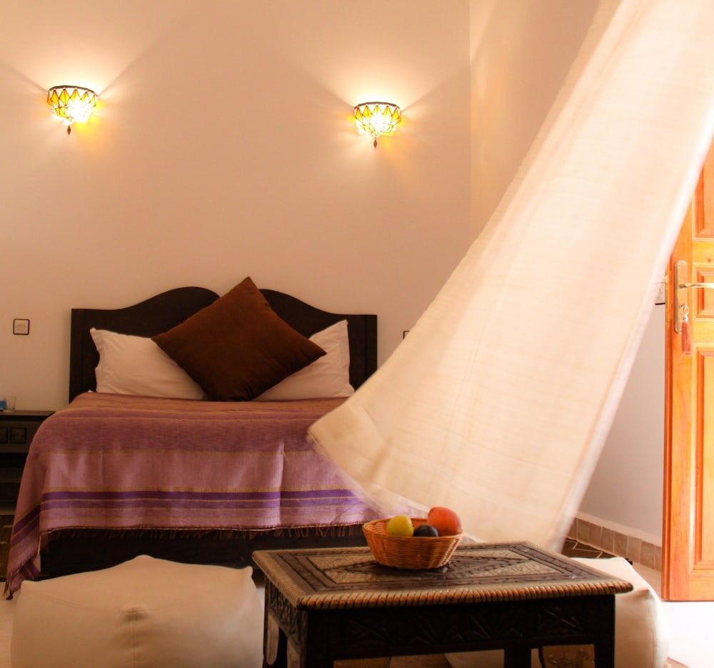 undefined Riad Mariana