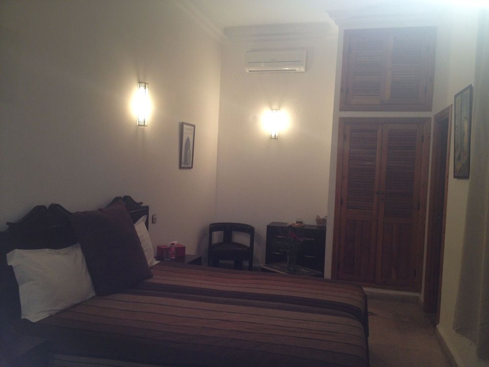 Riad Mariana Deluxe Twin Room 9