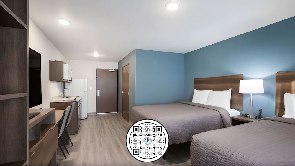 WoodSpring Suites Libertyville - Chicago Standard Room, 2 Queen Beds, Non Smoking 5