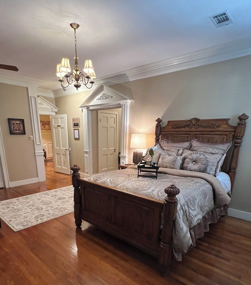 Opus House Executive Suite 3