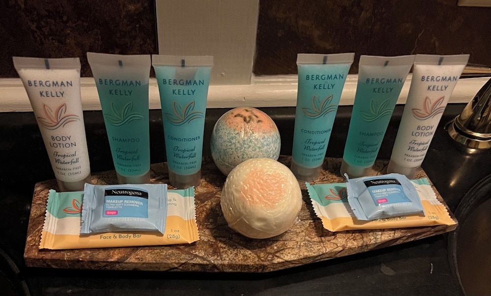 Opus House Executive Suite 5