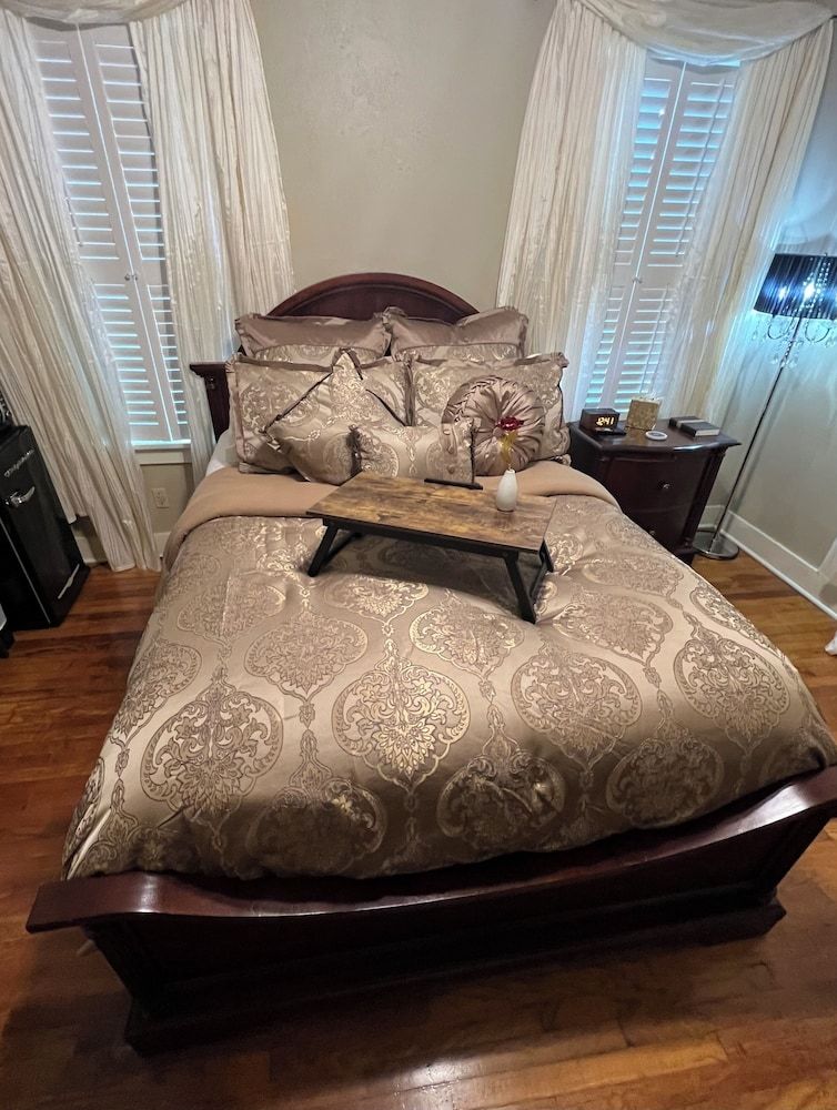 Opus House Executive Room