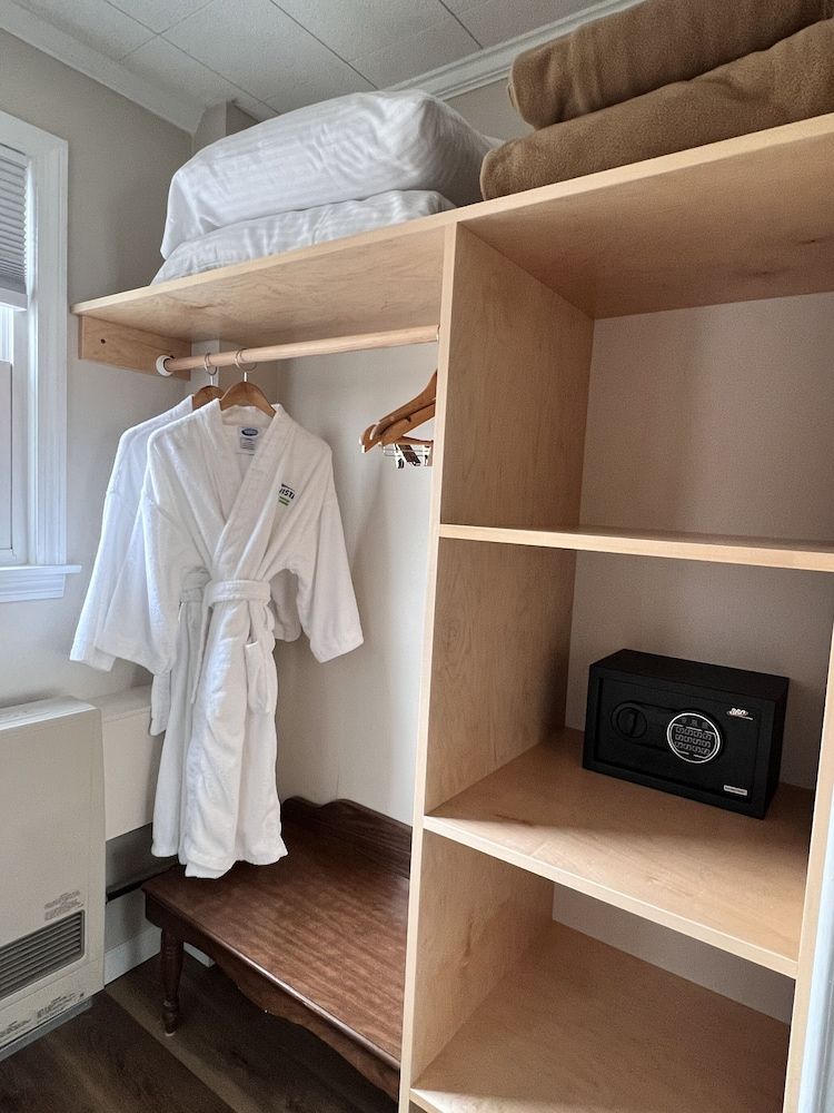 Blue Vista Motor Lodge Double Room 5