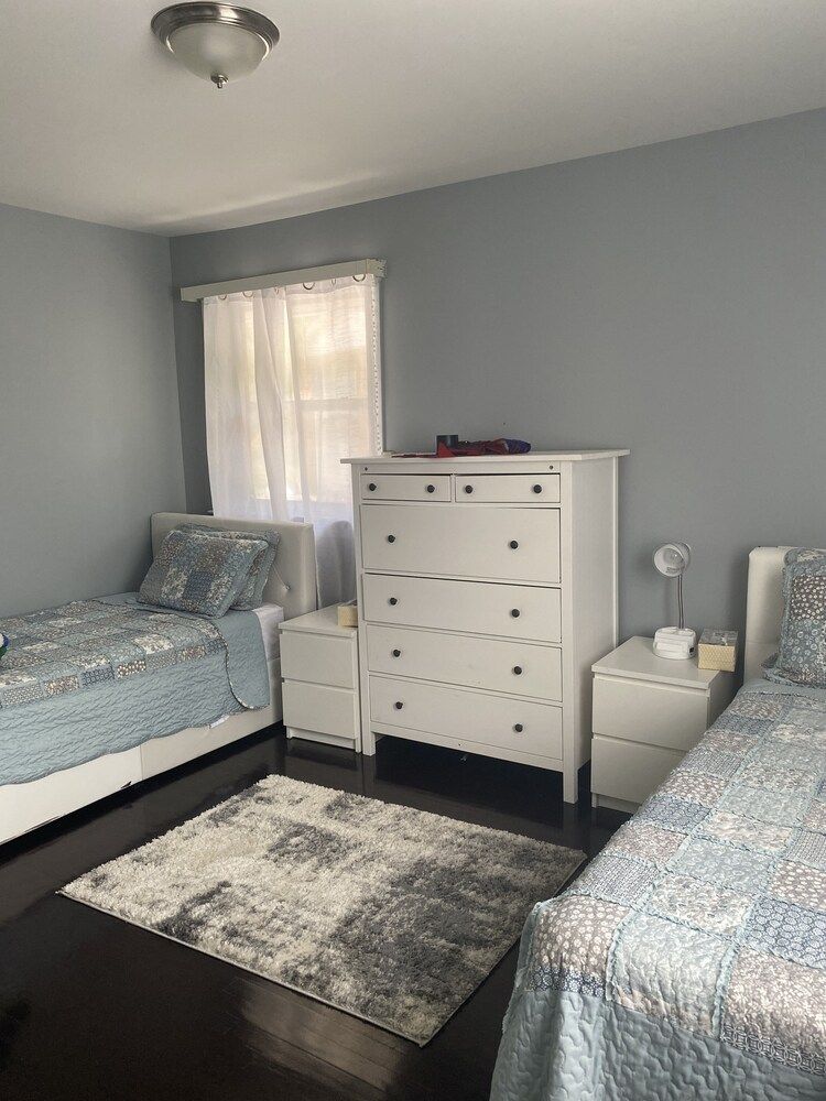 Akeem's  guest house Room 7