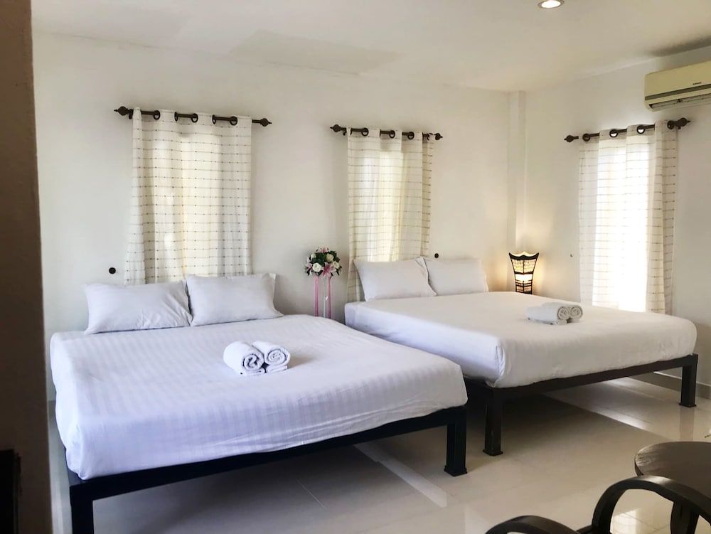 Pranburi Cabana Resort Family Room