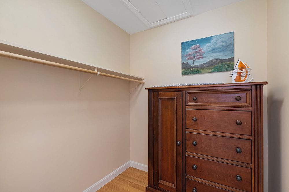 Wagon Wheel Motel Deluxe Jacuzzi Suite 6