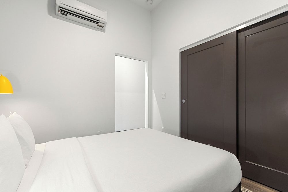 Exhibit A2 Premium Apartment, 2 Bedrooms 2