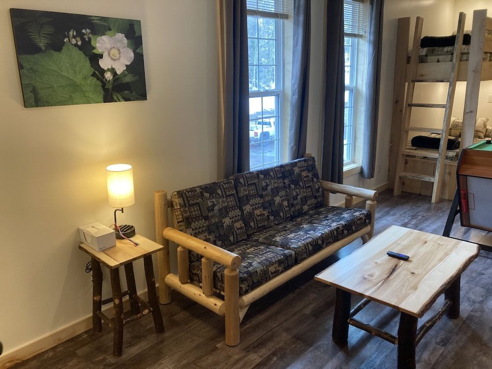 Keweenaw Waters Resort Cabin 17B, No pets, Non-smoking, Sauna 13