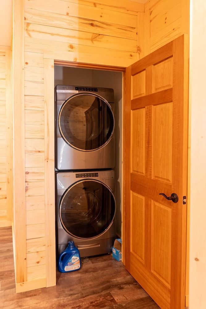 Keweenaw Waters Resort Cabin 17B, No pets, Non-smoking, Sauna 8