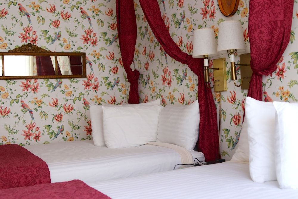 Inn on Mackinac
