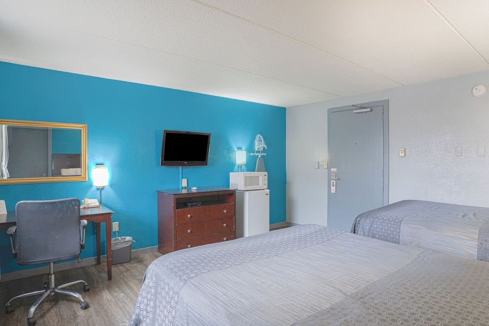 Executive Inn By Belvilla Owatonna Hwy 35 Room, 2 Queen Beds, Non Smoking 2