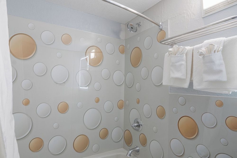 Executive Inn By Belvilla Owatonna Hwy 35 Room, 2 Queen Beds, Non Smoking 5