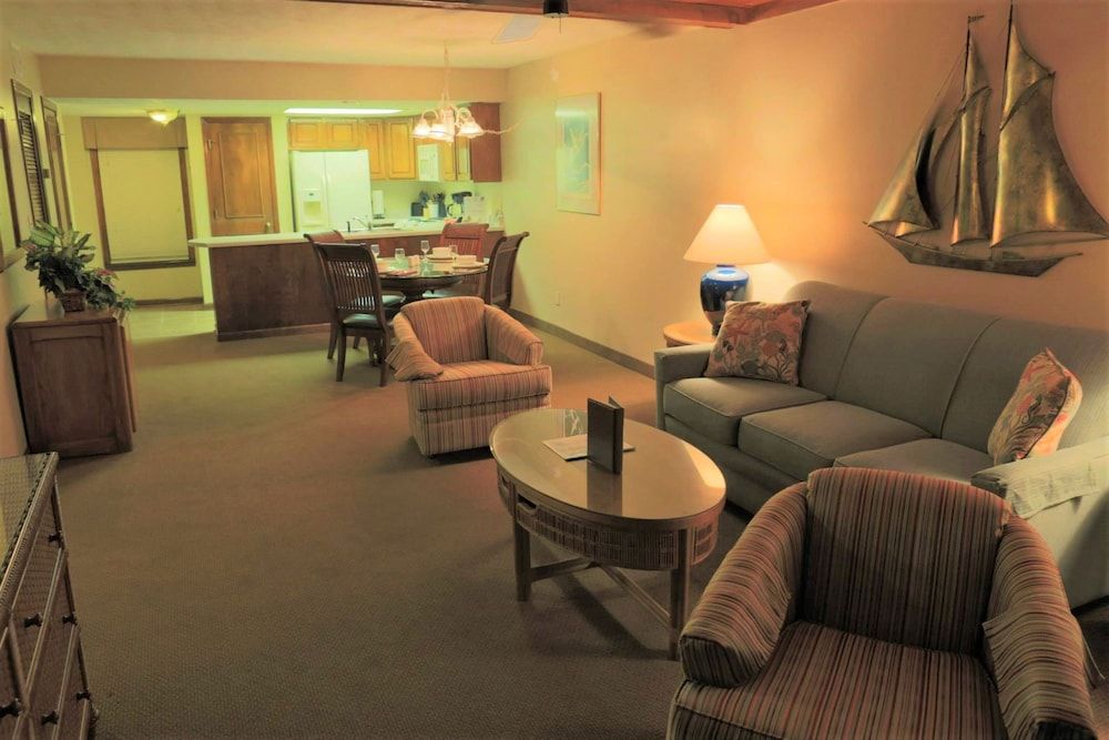 Royal Holiday Beach Resort Townhome, 2 Bedrooms 13