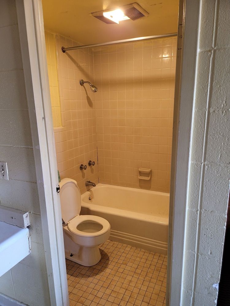 Relax inn Basic Single Room 10