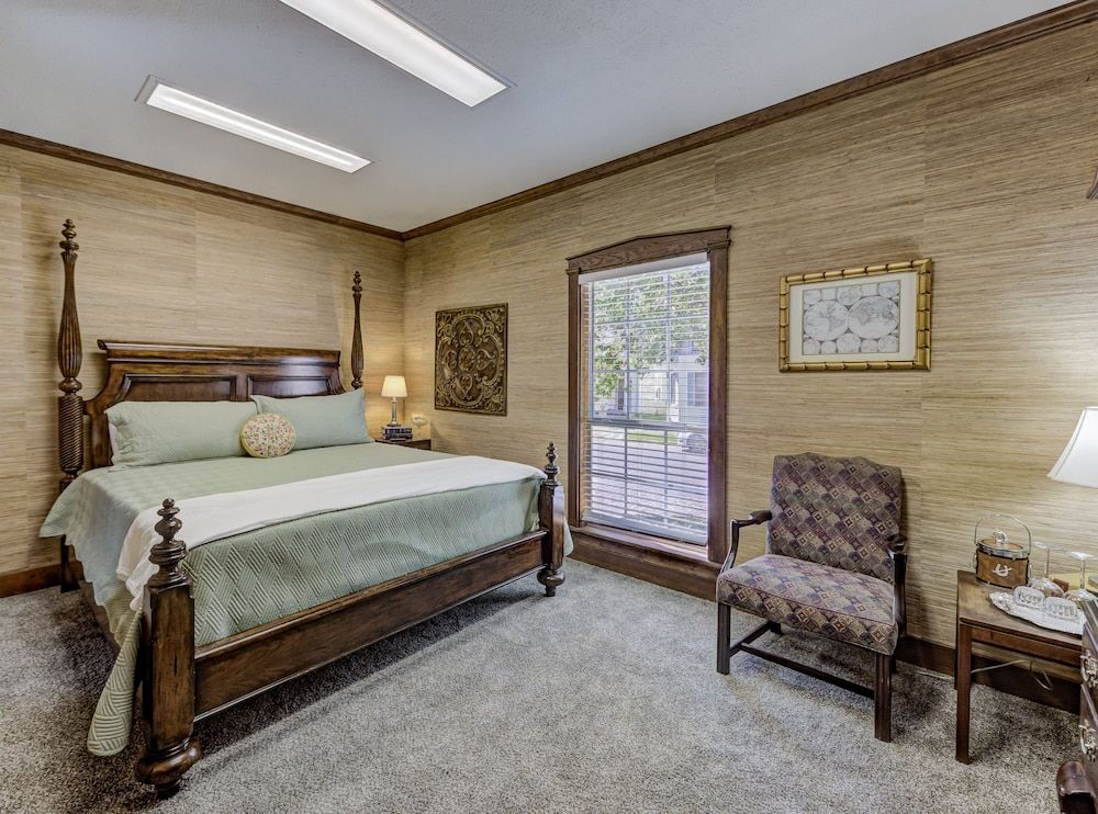 Halpino Deluxe Single Room