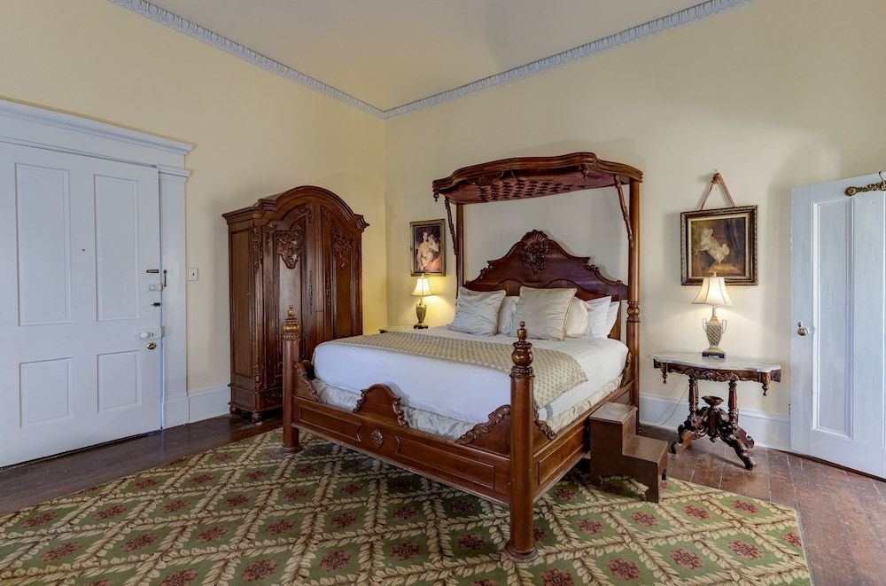 The John Klein Jr. Room #5