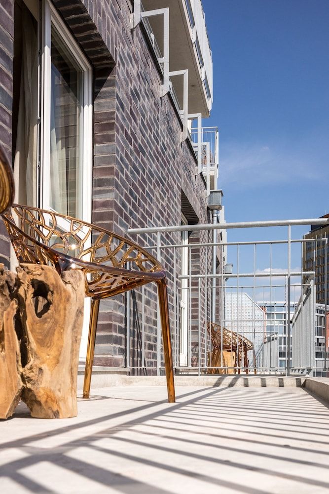 Mondrian Suites Berlin Checkpoint Charlie Comfort Studio (Balcony or Terrace) 9