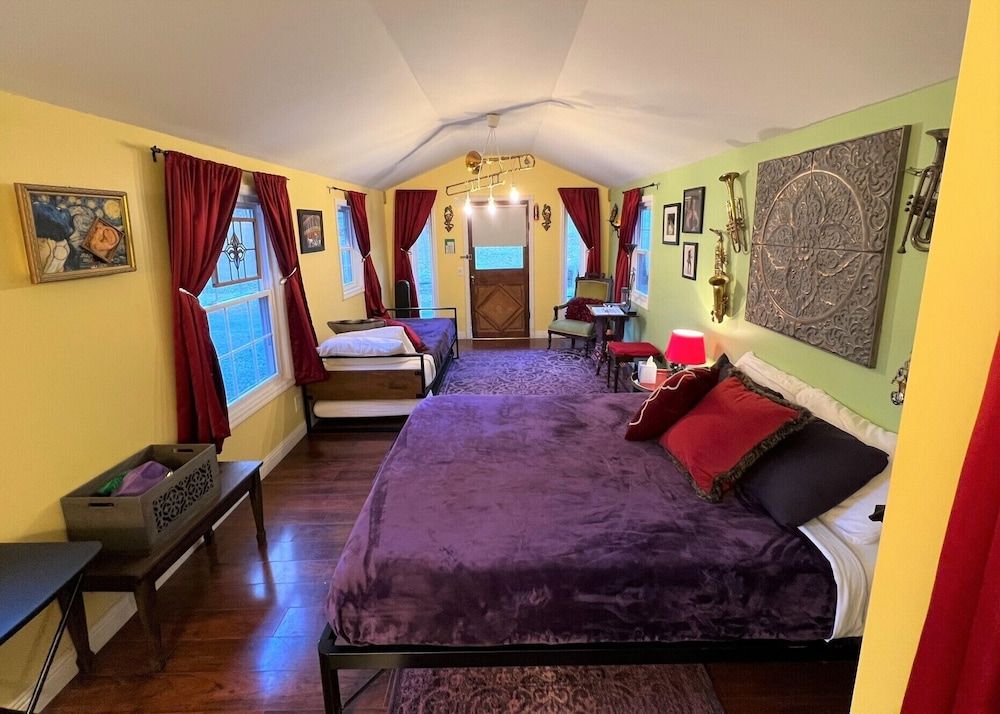 Gorgeous Stays Design Cabin 3