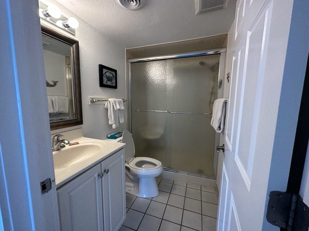 Family Condo, 1 Queen Bed with Sofa bed