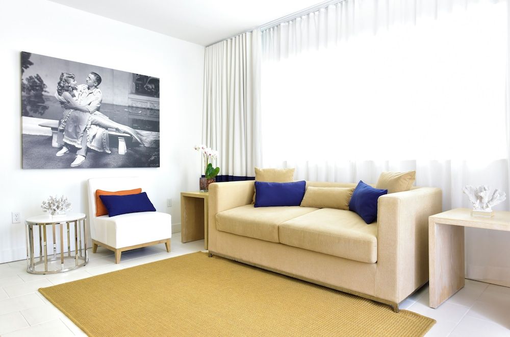 Suite, 2 Bedrooms, Pool View (4 Adults)