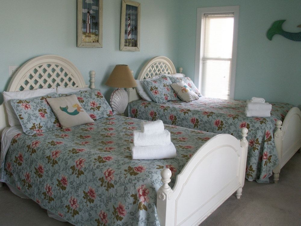 Sandbar Bed & Breakfast