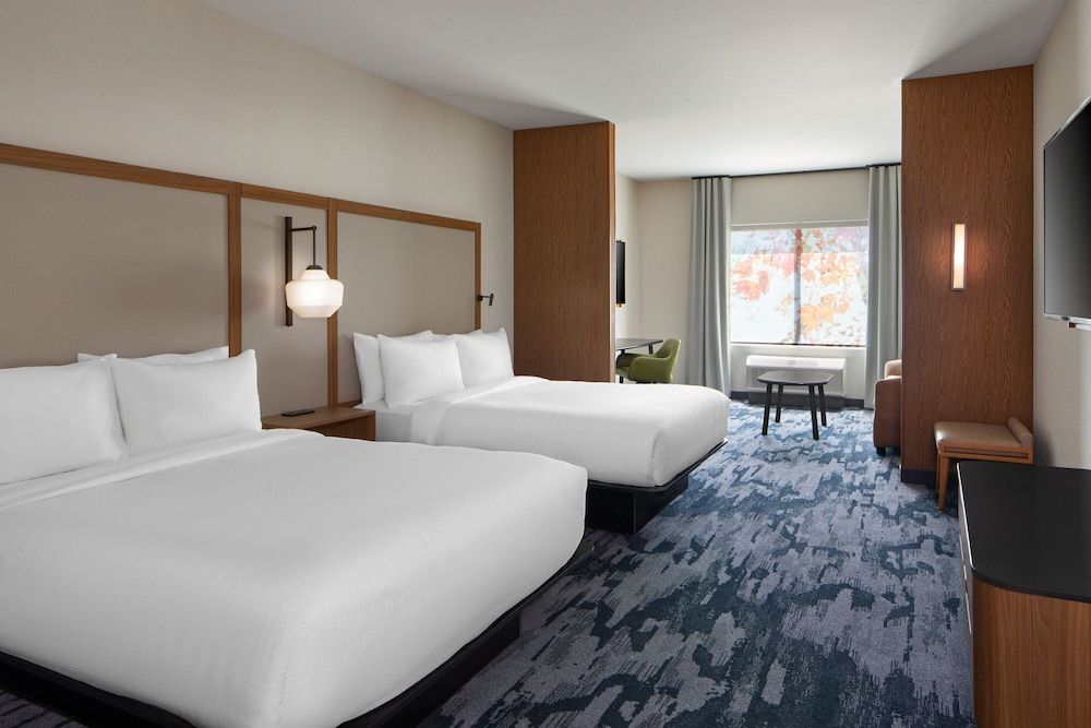 Suite, Multiple Beds