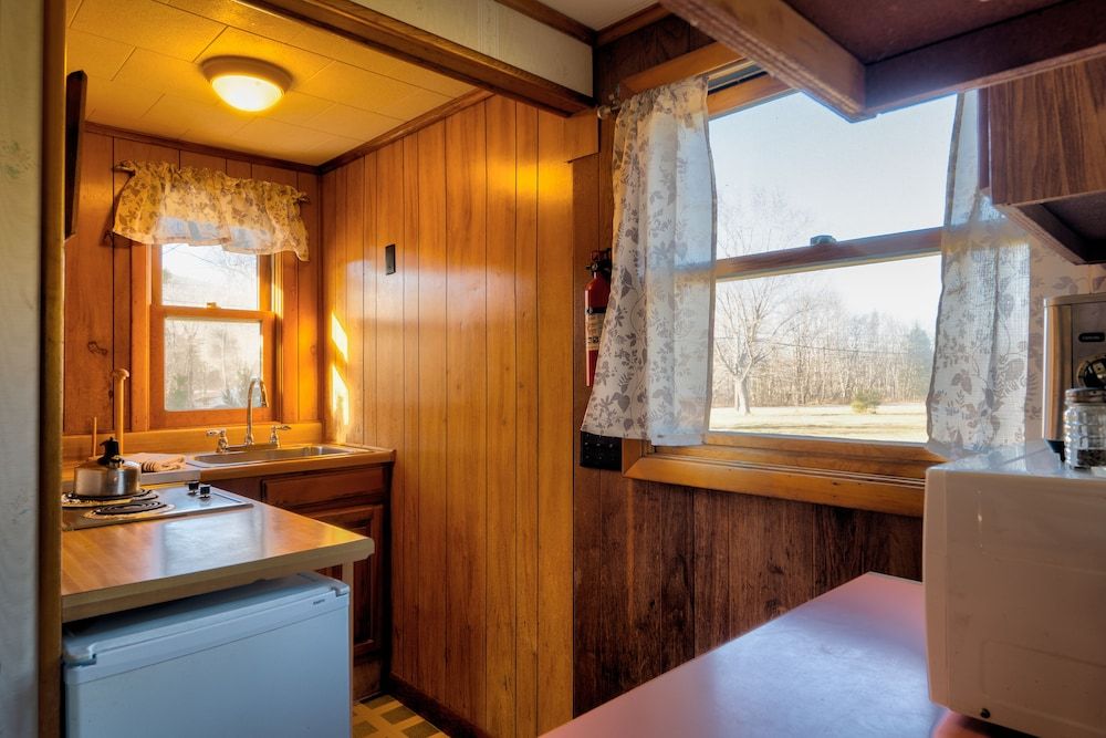 Gale River Motel Executive Cabin 7