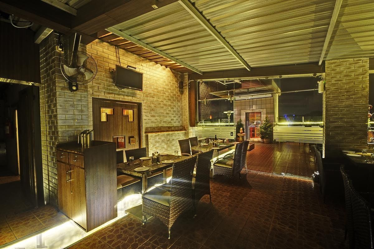 undefined Hotel Roopa 4