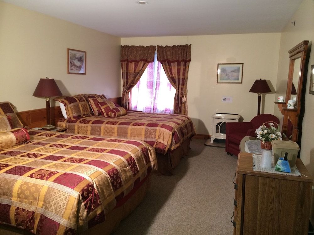 Double Room, 2 Queen Beds
