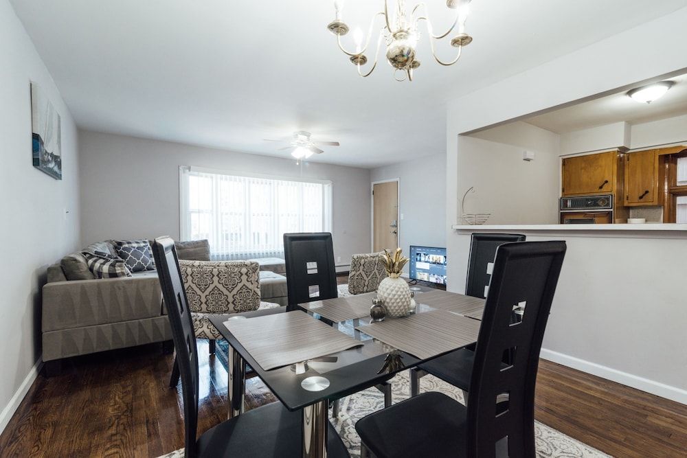 3 Bedroom near Journal Square Apartment, Multiple Beds, Non Smoking 16