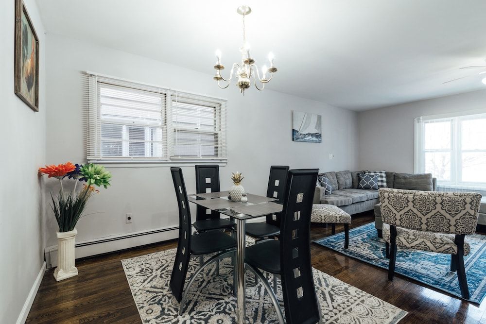 3 Bedroom near Journal Square Apartment, Multiple Beds, Non Smoking 14