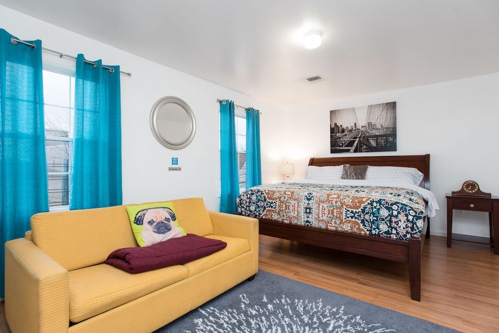 undefined Racpanos Modern Stay on Ocean Avenue 3