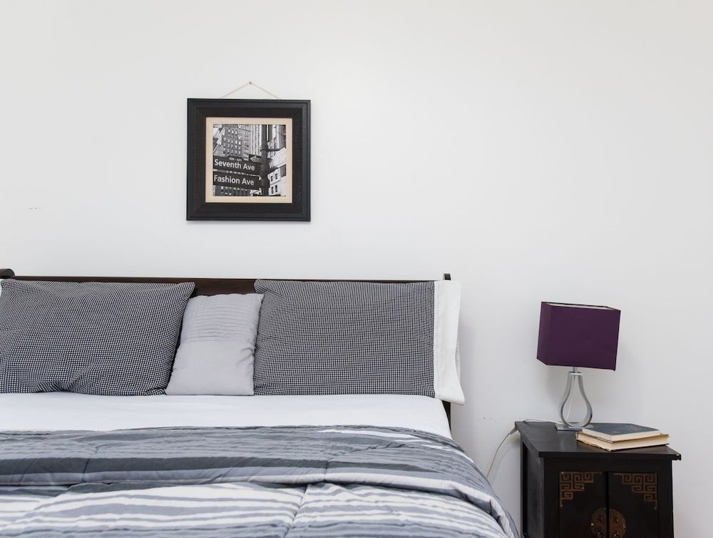 Racpanos Modern Stay on Ocean Avenue City Room, 1 Queen Bed, Non Smoking, Shared Bathroom 2