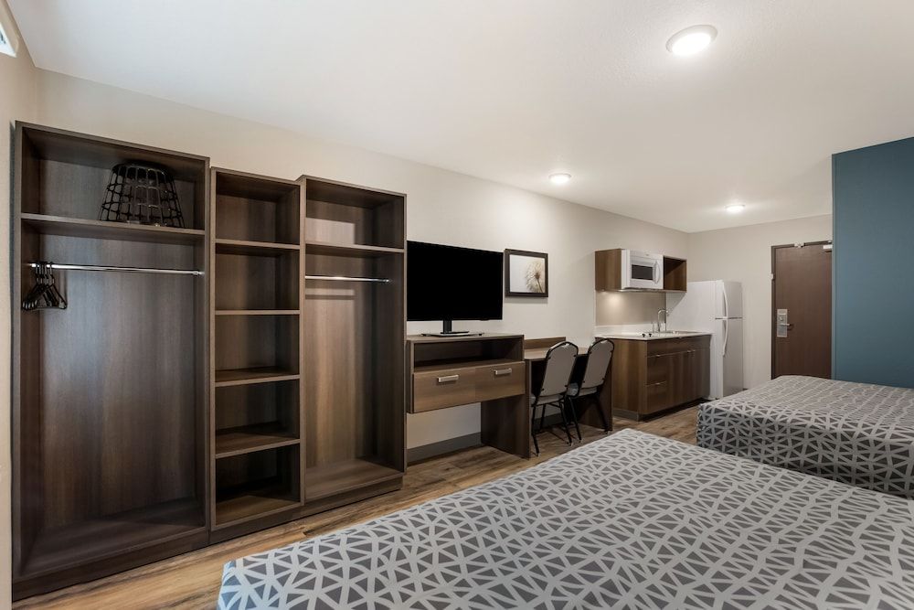 Standard Room, 2 Queen Beds, Non Smoking