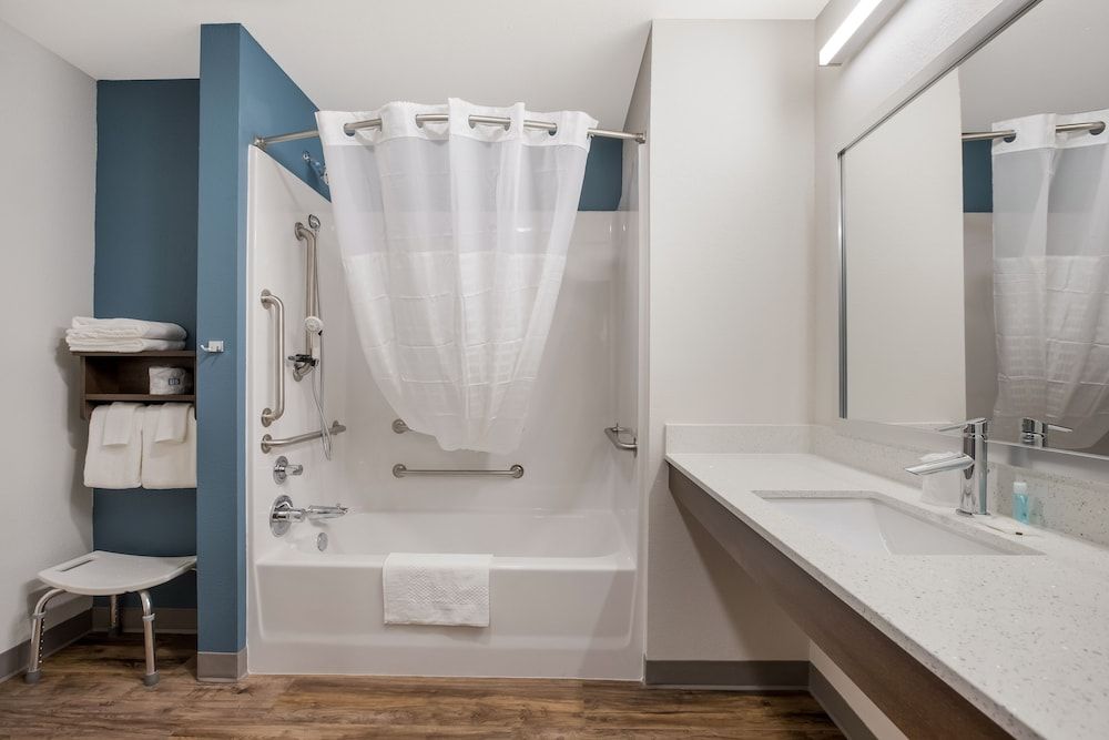 WoodSpring Suites South Brunswick - Princeton Room, 2 Queen Beds, Accessible, Non Smoking 5