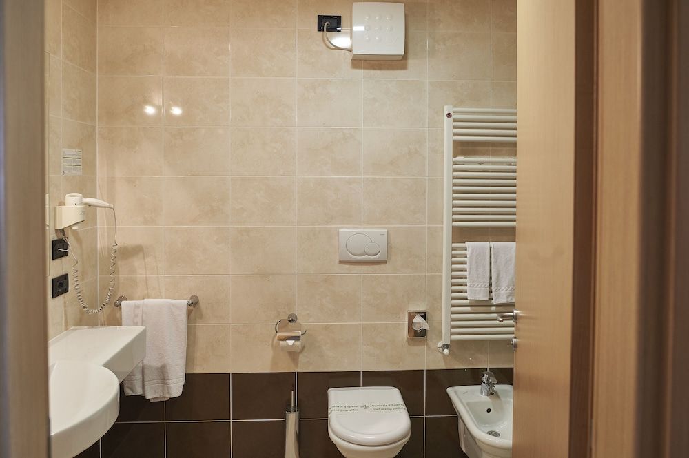 Villa Luisa Resort & Luxury Apartments Standard Double Room 5