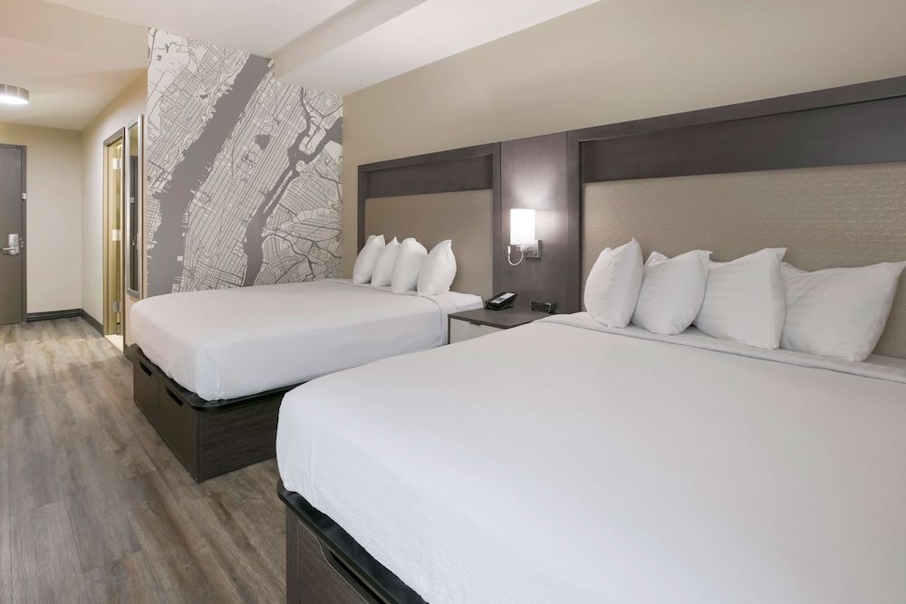 Standard Room, 2 Queen Beds, Non Smoking