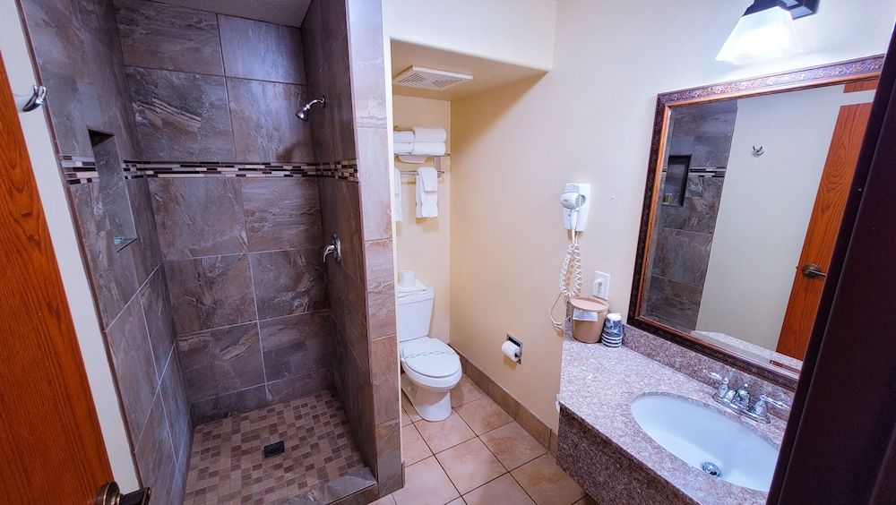 Jacob Lake Inn Comfort Room 5