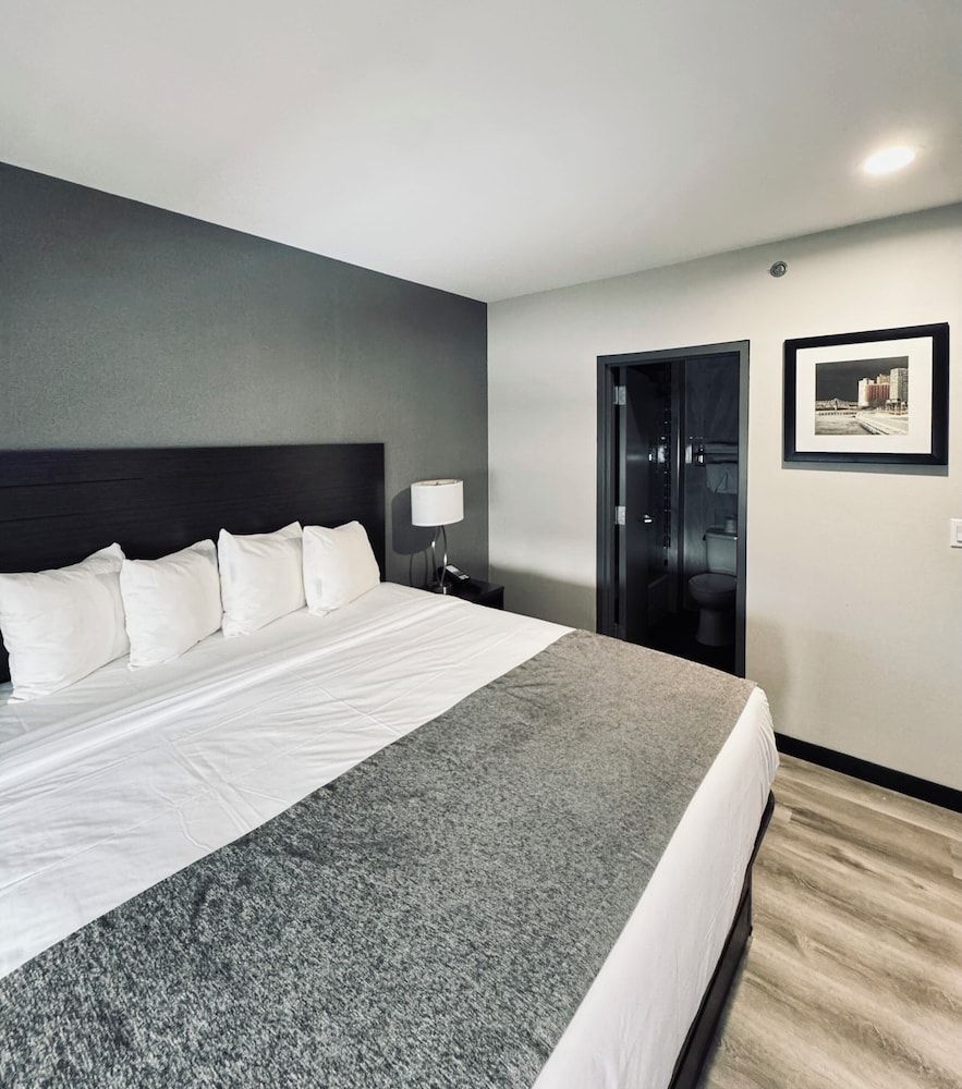 undefined Capital Hotel 10