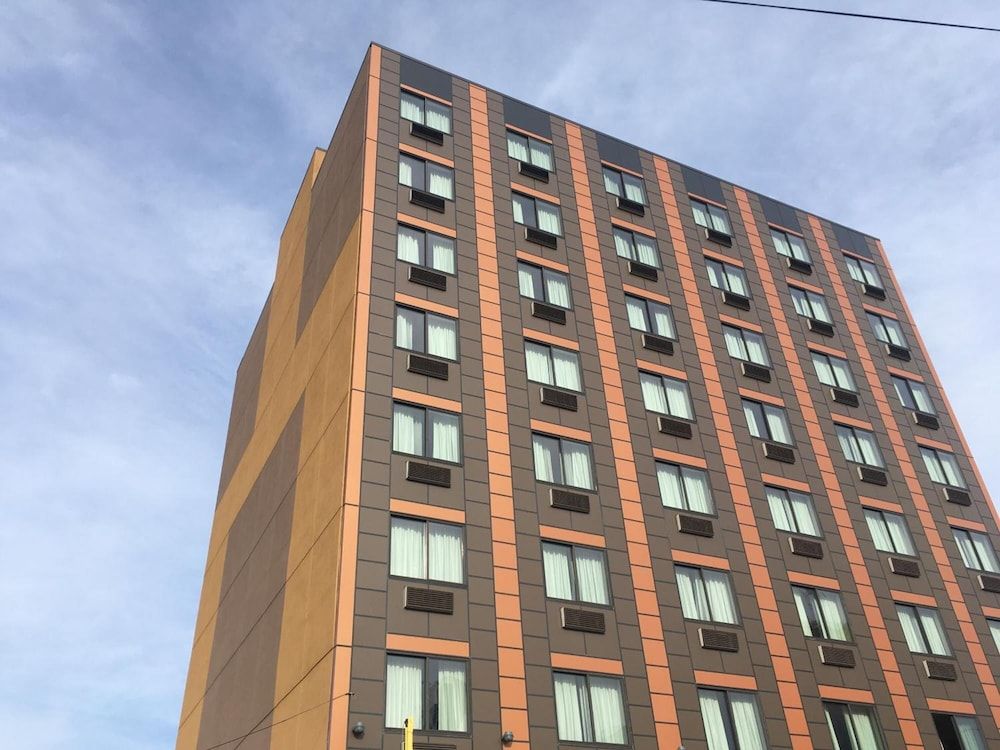 undefined Lotus BLU Inn & Suites 3