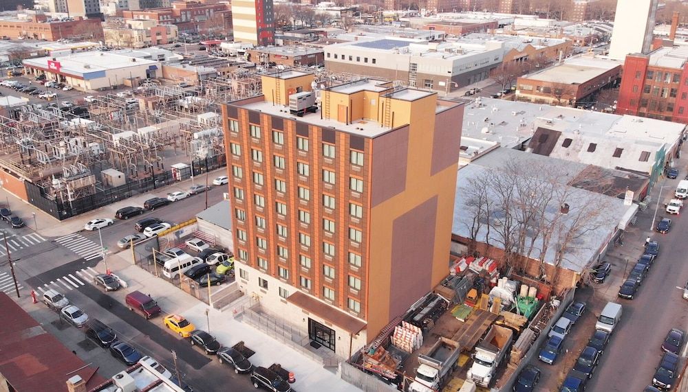 undefined Lotus BLU Inn & Suites 6
