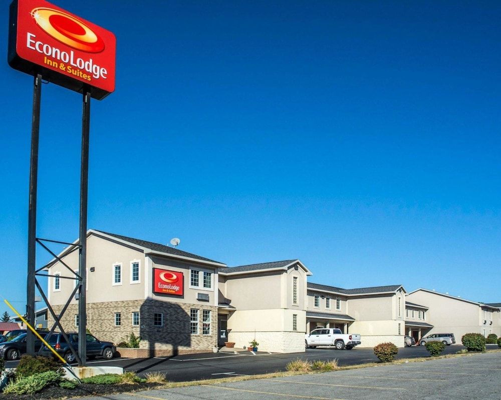 Econo Lodge & Suites