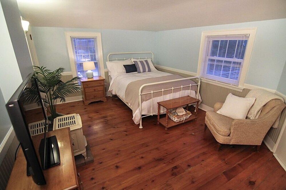 undefined The Laurentide Inn 5