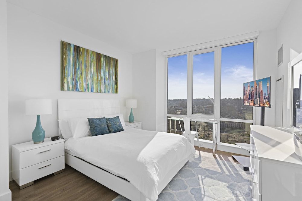 Luxury Apartment, 2 Bedrooms, 2 Bathrooms