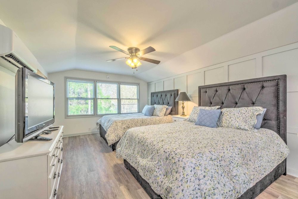House (4 Bedrooms)