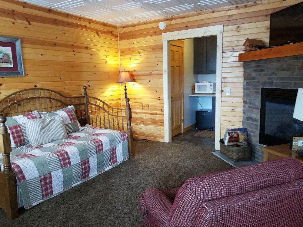 Amish Blessings Cabins Cabin (The Friends/Family Suite) 2