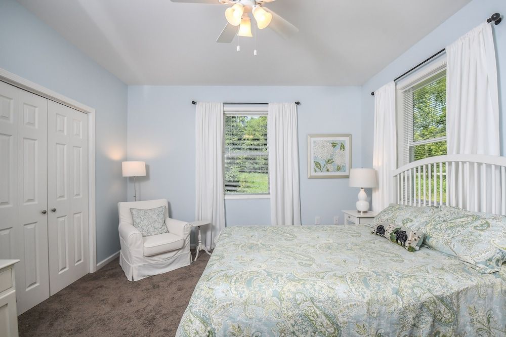 House, 4 Bedrooms, Fireplace