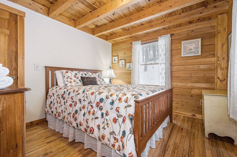 House, Multiple Beds, Fireplace