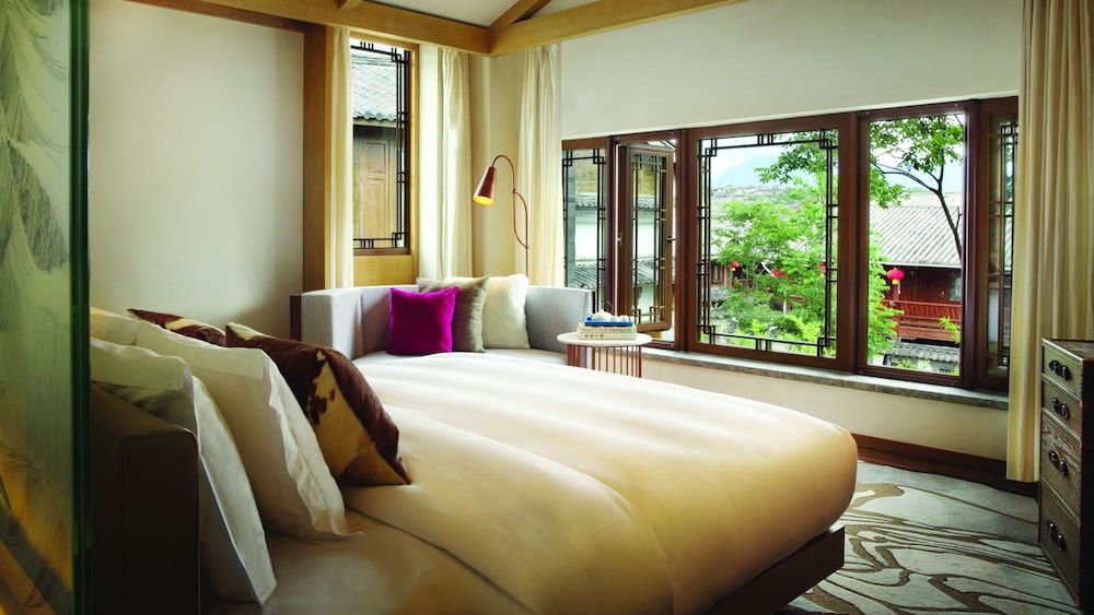 Standard Room, 1 King Bed